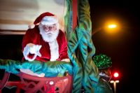 Défilé du Père Noël au centre-ville : animations, lumière et magie à Sherbrooke ce dimanche